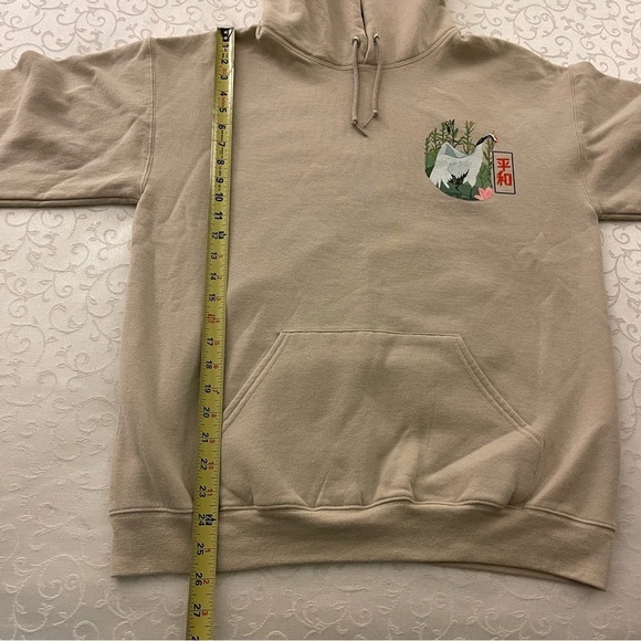 Artist Union Unisex Hoodie With Japanese Cranes NWOT - Picture 16 of 16